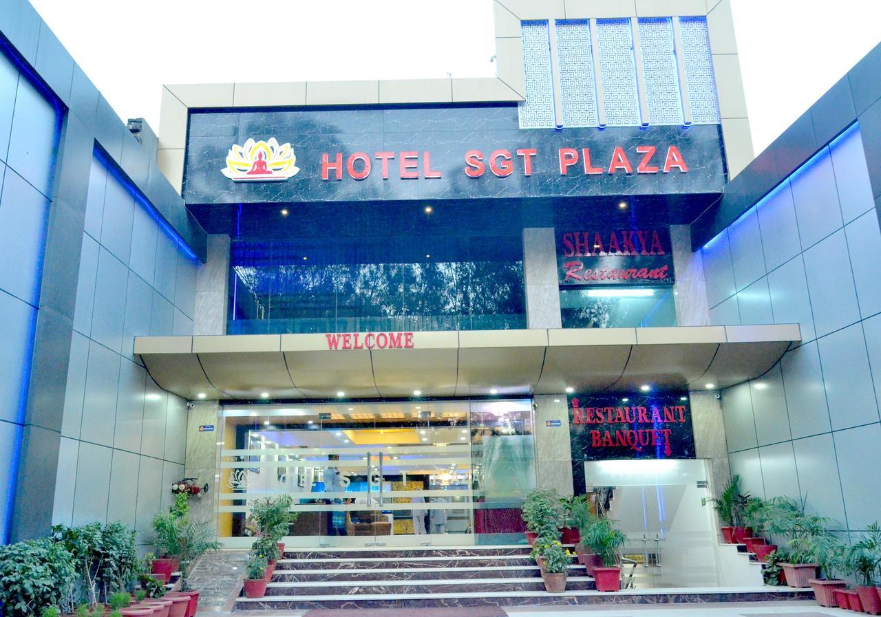 Hotel Sgt Plaza バラナシ エクステリア 写真